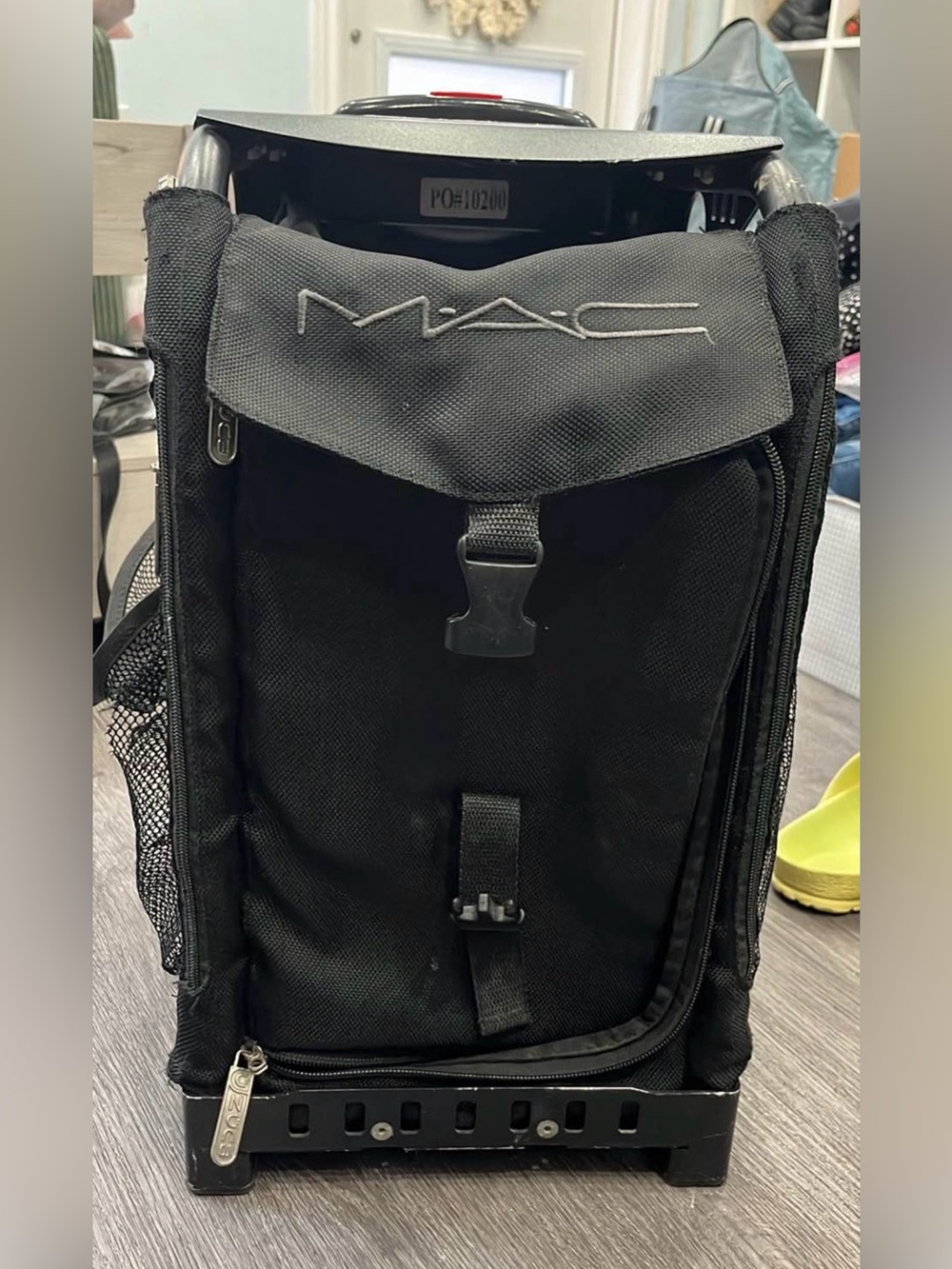 ZUCA MAC Cosmetics Black Rolling Makeup Case with Front Buckle